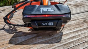 LED-Lichtband als Rückleuchte. Auch die Seiten sind beleuchtet.